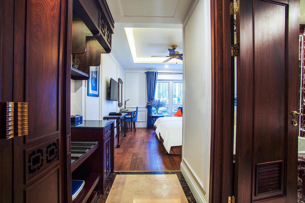 New Era Hotel&Villa Hanoi Buitenkant foto